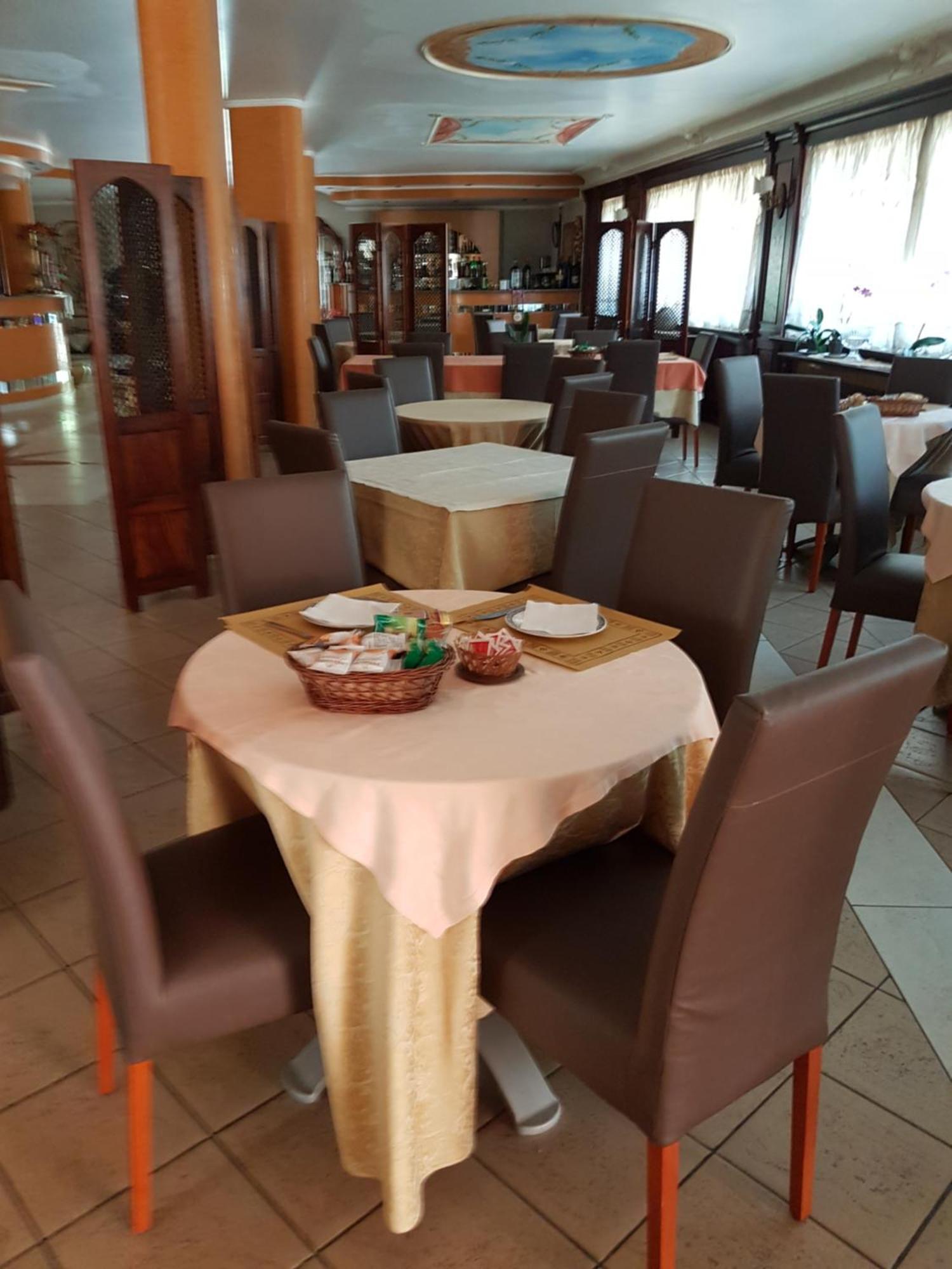 Hotel Nautilus نيكوتيرا المظهر الخارجي الصورة