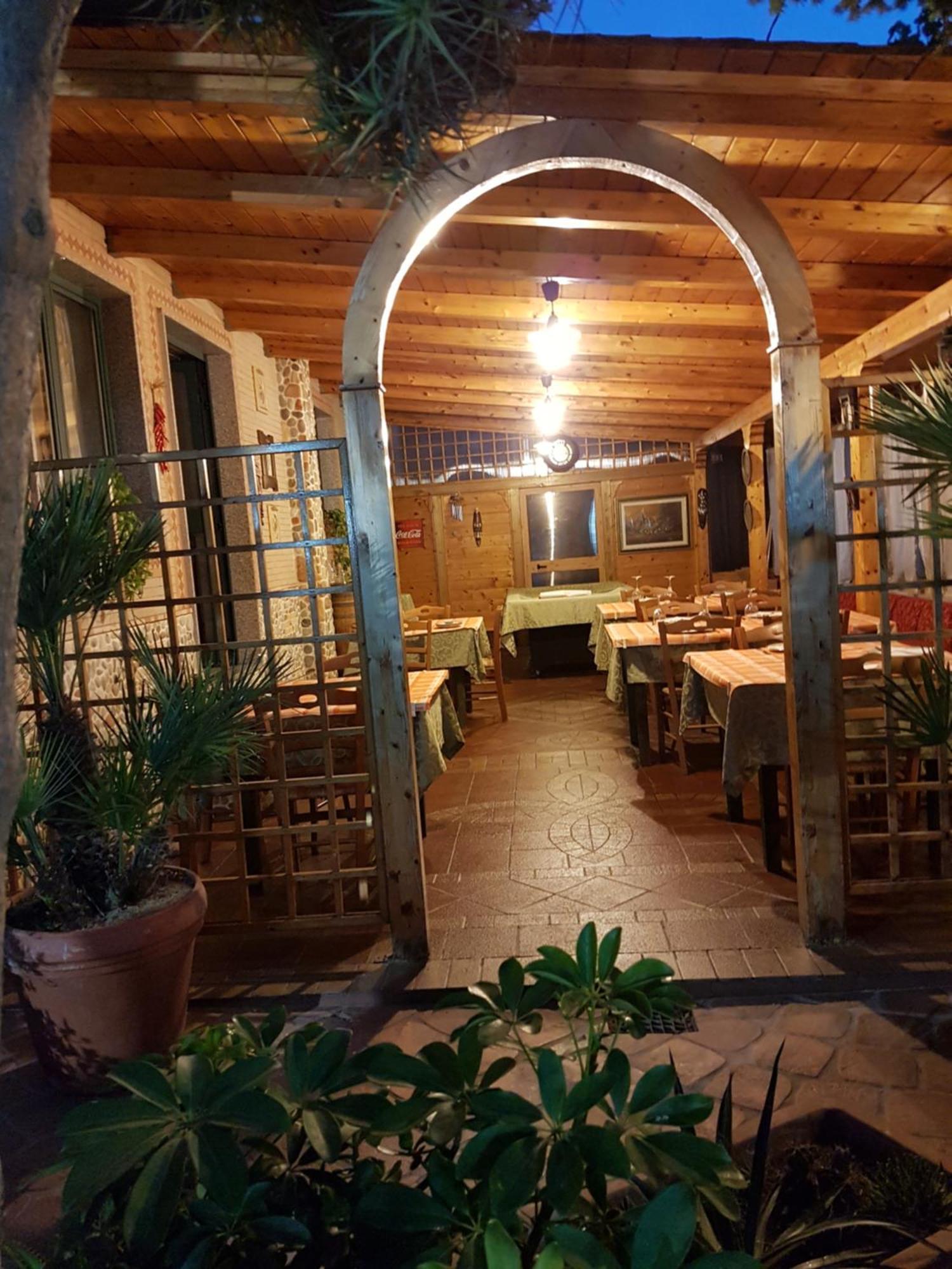 Hotel Nautilus نيكوتيرا المظهر الخارجي الصورة